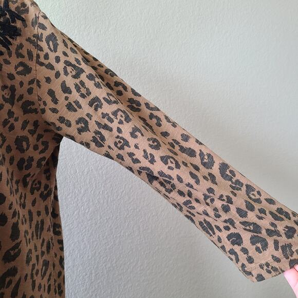 Karyn Seo Embroidered Floral Relaxed Shirt Sz Large Animal Print Tunic Cotton - Picture 9 of 12